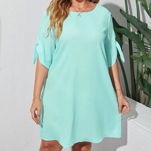 Plus knotted Sleeve Tunic Dress